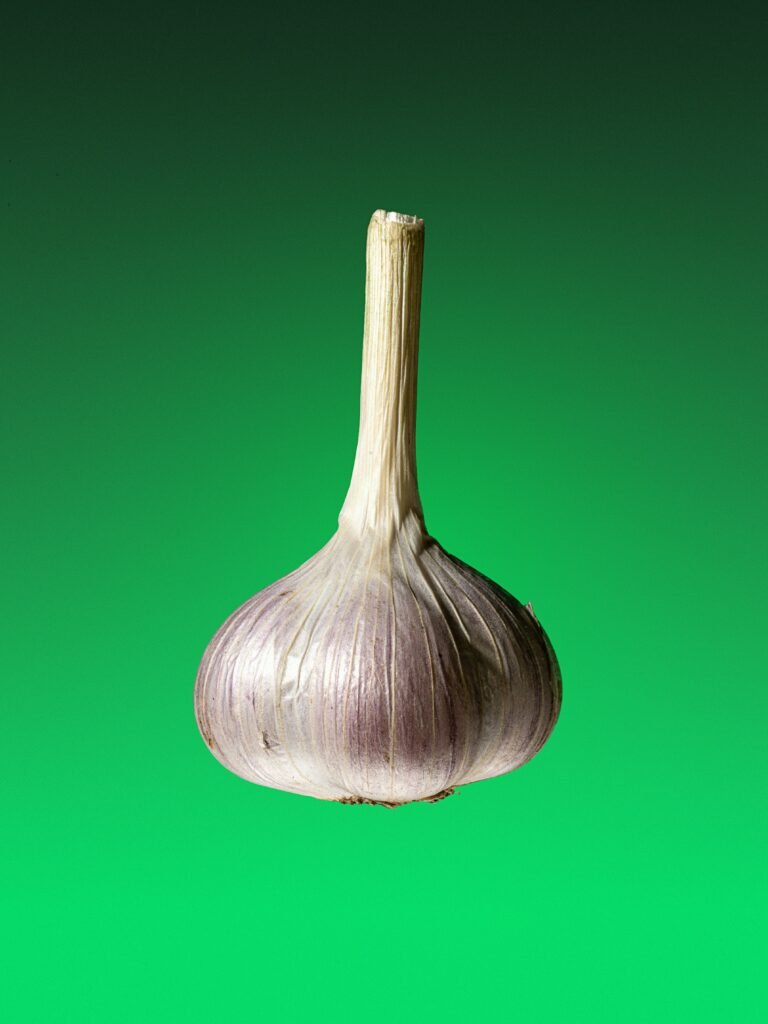 Garlic Green Background